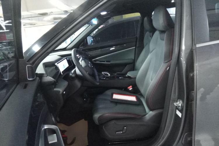 Used Geely Auto Emgrand X7 Sport 2024 1.5TD Smart Connect+
