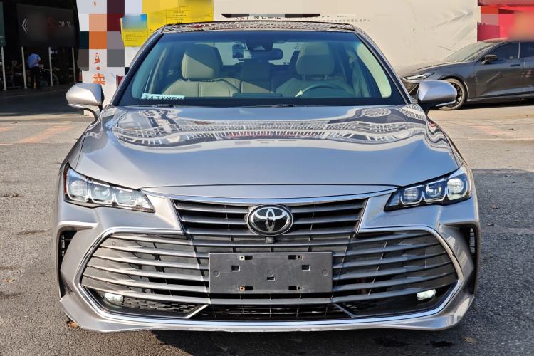 Used Toyota Avalon 2019 2.5L Touring Premium Version China VI Standard
