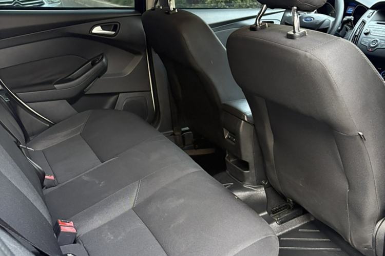 Used Ford Focus 2015 Hatchback 1.6L Automatic Comfort Model
