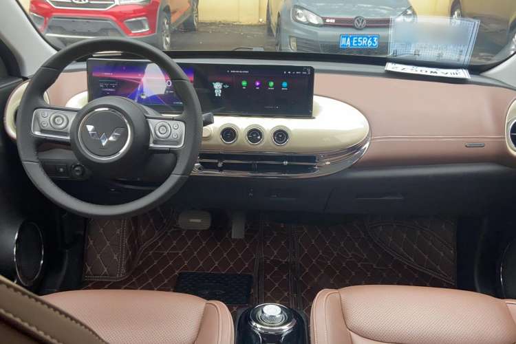 Used Wuling Bingo 2023 333 km Lingxi Connected+ Version
