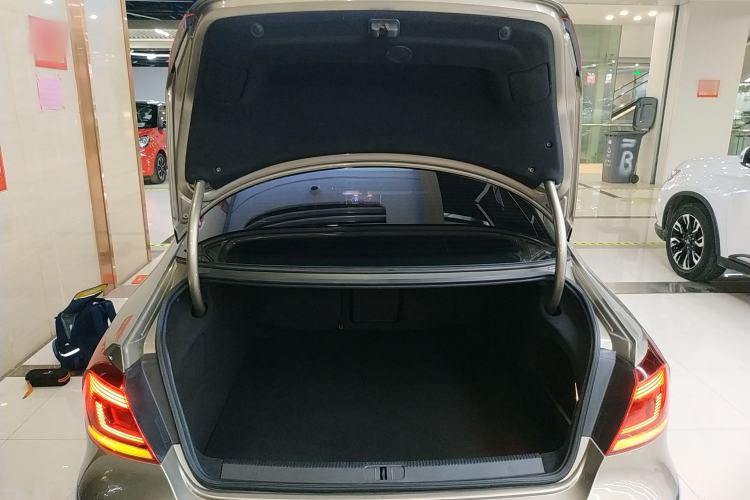 Used Volkswagen FAW-Volkswagen CC 2016 1.8TSI Prestige Model
