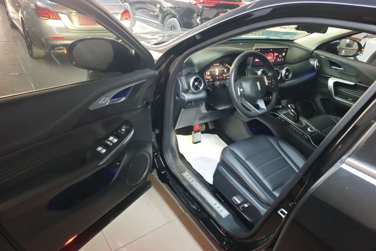 Used Wey VV5 2021 1.5T Two-Wheel Drive Smart Pioneer
