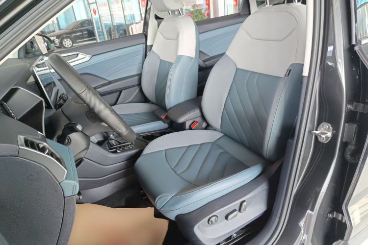 Used Volkswagen Tharu 2023 300TSI Two-Wheel-Drive Full Moon Edition
