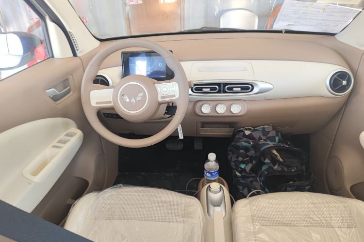 Used Wuling Hongguang MINIEV 2025 Four-Door Version Advanced Edition
