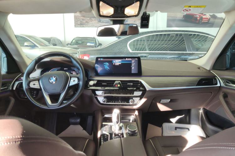 Used BMW 5 Series New Energy 2021 535Le Luxury Package
