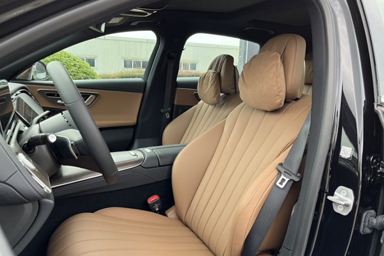 Used Mercedes-Benz E-Class 2024 Refresh E 300 L Stylish Edition
