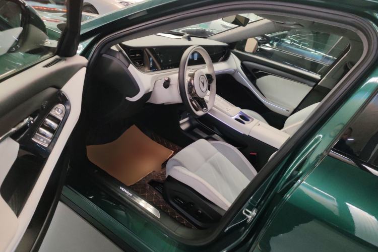 Used VOYAH FREE 2025 318 318 km Rear-Drive Touring Edition