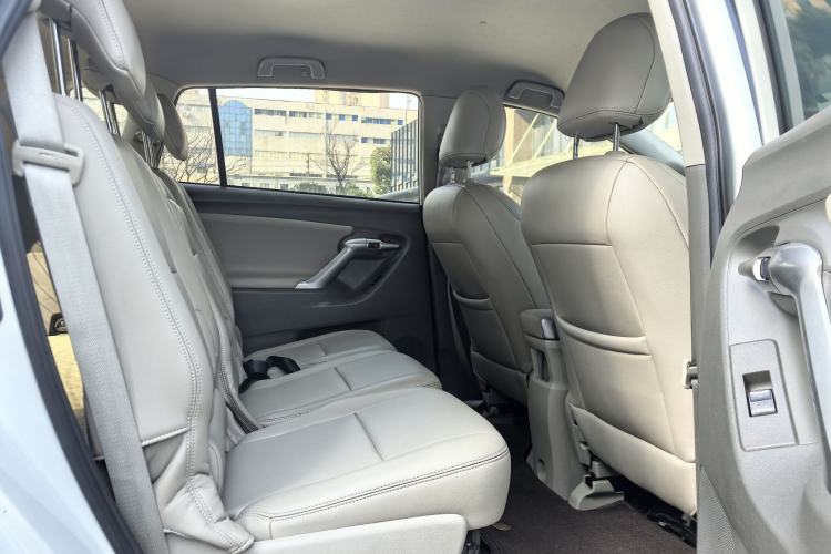 Used Toyota Verso 2015 180E CVT Crossover Edition