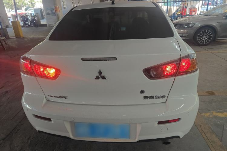 Used Mitsubishi Lancer EX 2015 1.8L CVT ZhiShang Edition China IV Standard