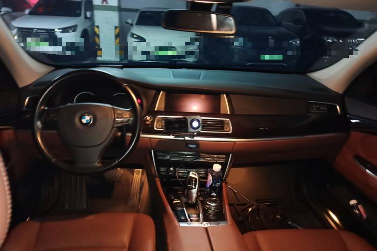 Used BMW 5 Series GT 2015 528i Leading Model
