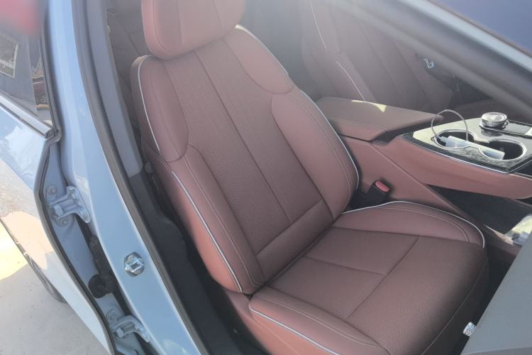 Used Cadillac OPTIQ 2024 Four-Wheel Drive Long-Range Version
