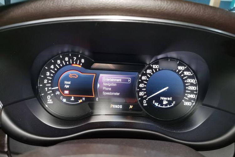 Used Lincoln MKC 2017 2.0T Two-Wheel-Drive Luxury Edition
