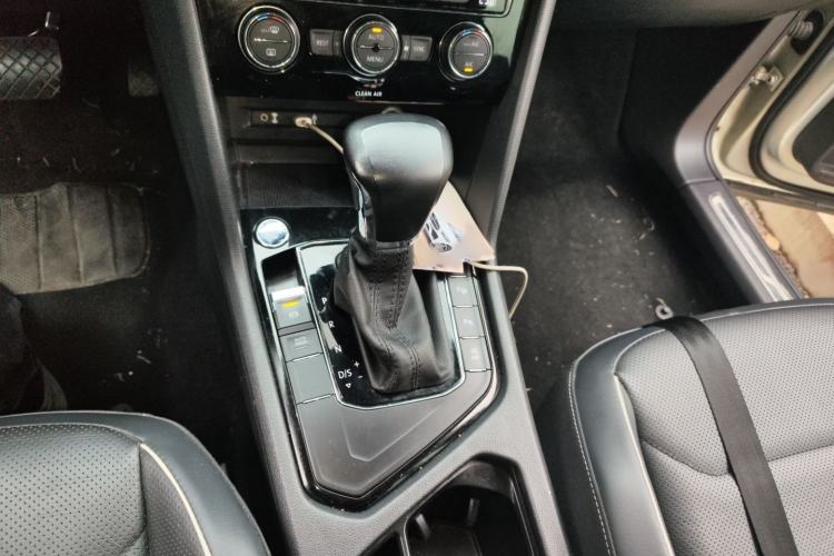 Used Volkswagen Tiguan L 2017 330TSI Automatic Two-Wheel Drive Flagship Edition