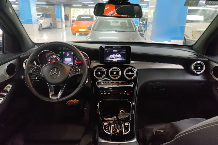 Used Mercedes-Benz GLC 2016 GLC 200 4MATIC
