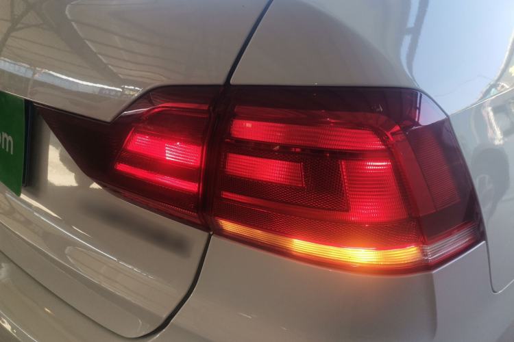 Used Volkswagen Santana 2019 1.5L Manual Fashion Edition China VI Standard
