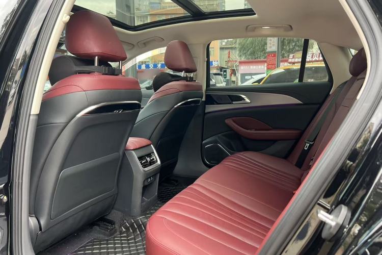 Used Hongqi H5 2024 2.0T Automatic Smart Connect Flagship Edition
