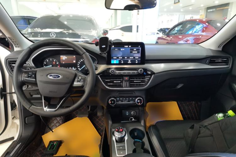 Used Ford Focus 2020 Hatchback EcoBoost 180 Automatic Trend Edition
