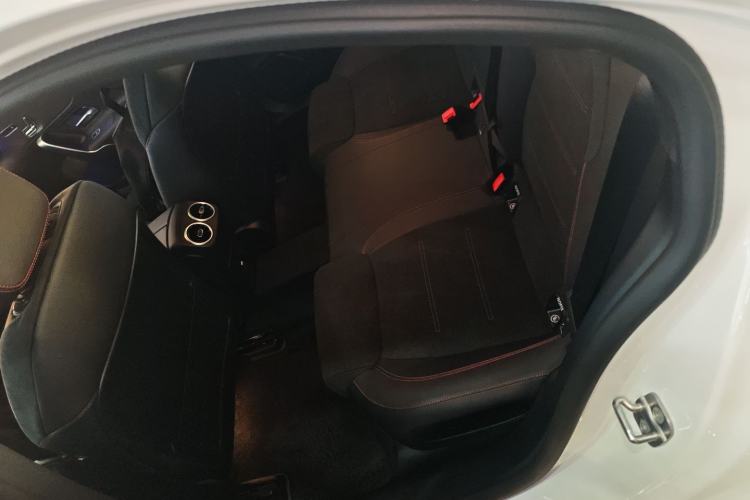 Used Mercedes-Benz A-Class 2025 A 200 L Fashion Model
