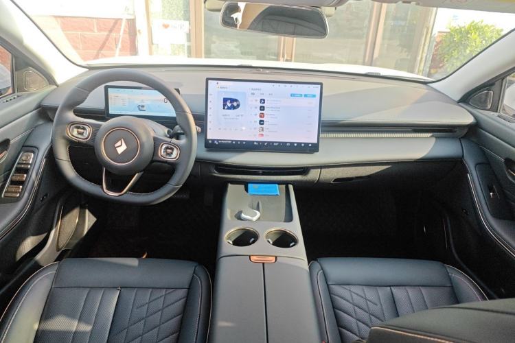 Used Baojun Enjoy 2025 Plug-in Hybrid 140km Luxury Edition