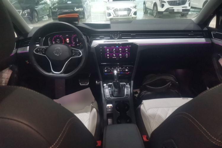 Used Volkswagen Magotan 2023 2 Million Units Commemorative Edition 330TSI DSG Luxury Version
