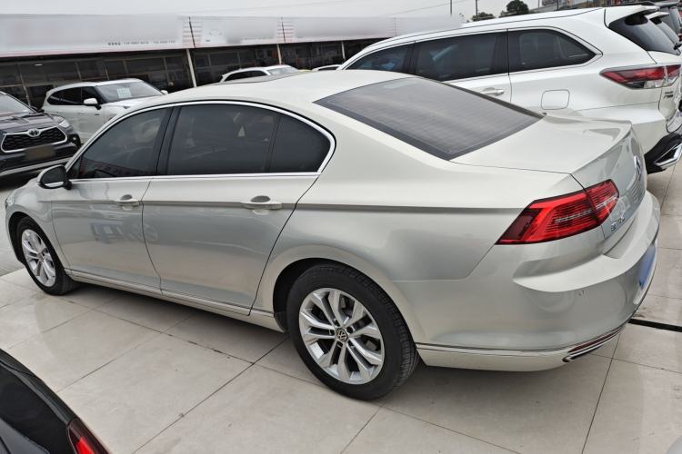 Used Volkswagen Magotan 2018 Facelift 330TSI DSG Luxury Model