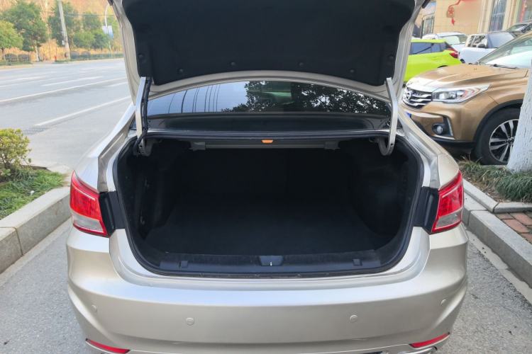 Used Haima Fumei 2014 M5 1.6L Manual Fashion Edition
