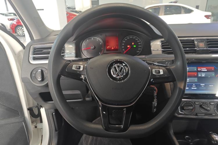 Used Volkswagen Santana 2018 1.5L Automatic Comfort Edition
