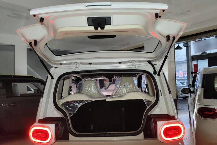 Used Wuling Hongguang MINIEV 2024 3rd Generation 215km Youth Edition