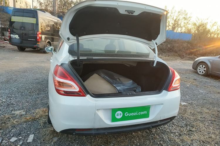 Used Peugeot 308 2014 Enjoy Edition Classic 1.6L Automatic Premium Model
