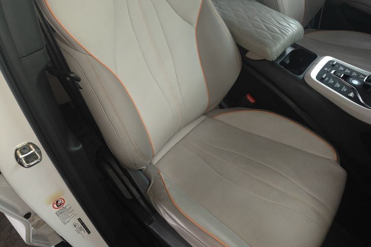 Used BYD Song Pro New Energy 2023 Champion Edition DM-i 71KM Beyond Model
