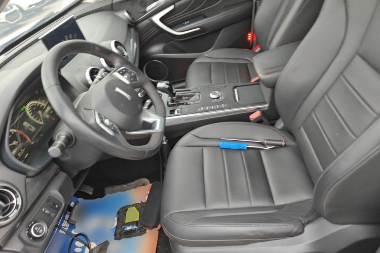 Used Wey VV7 2017 2.0T Ultra-Luxury Version
