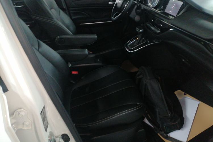 Used GAC Trumpchi M6 2021 270T DCT Luxury Edition (7-seater)
