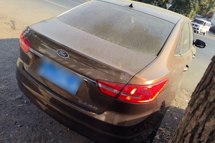 Used Ford Escort 2017 Happiness Edition 1.5L Automatic Fashion Version
