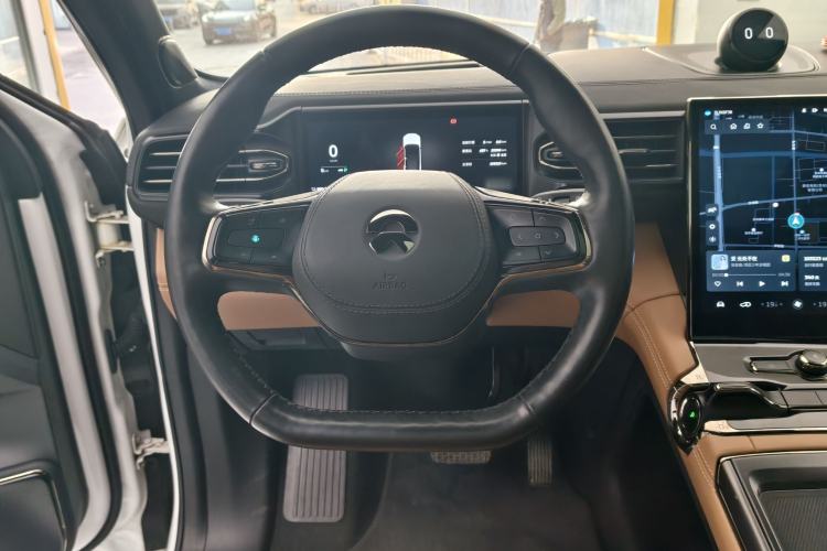 Used Nio ES8 2020 580 km Signature Edition 7-Seater Version
