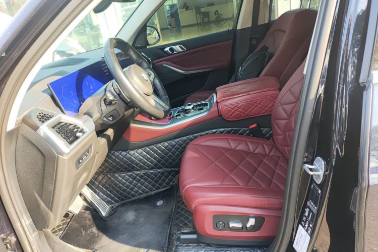 Used BMW X5 2023 xDrive 30Li M Sport Package
