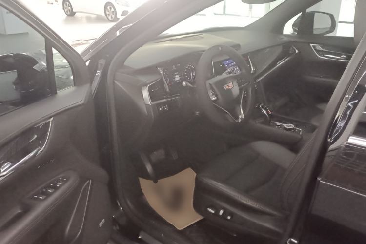 Used Cadillac XT6 2021 2.0T Six-Seater Four-Wheel-Drive Luxury Version