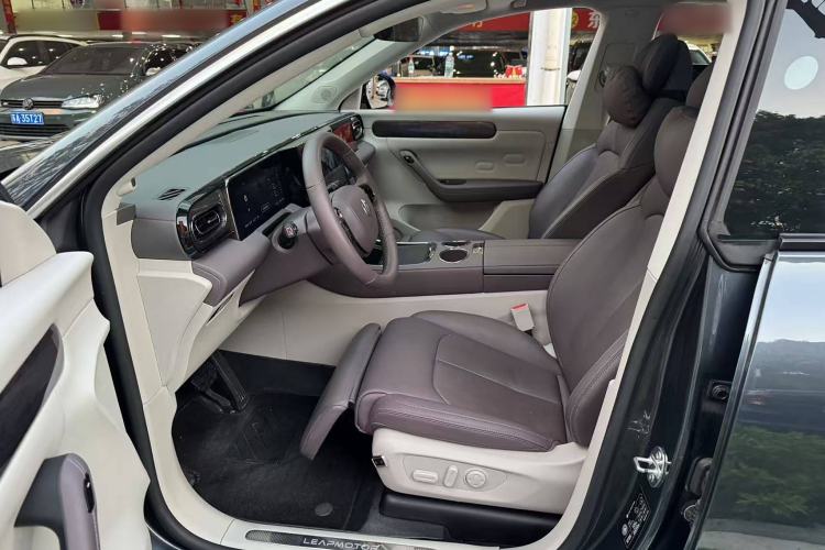 Used Leapmotor C11 2023 Range-Extended 300 Smart Enjoyment Edition
