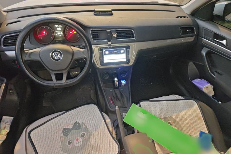 Used Volkswagen Lavida 2015 1.6L Automatic Fashion Edition