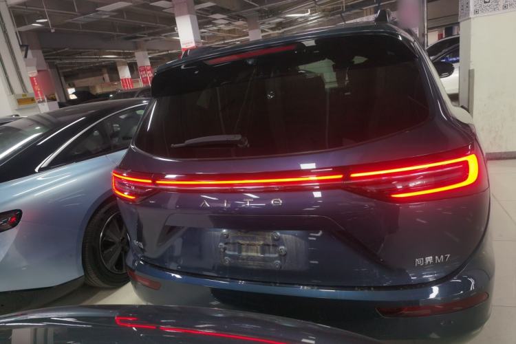 Used Hima AITO M7 2024 1.5T Intelligent Drive Rear-Drive Ultra Version 5 Seats
