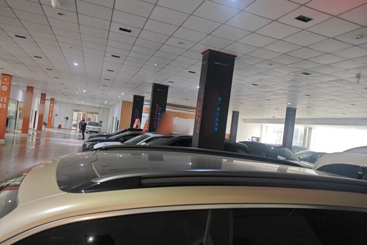 Used  #5 2024 Ultra-Long Range Extraordinary Journey Luxury Edition
