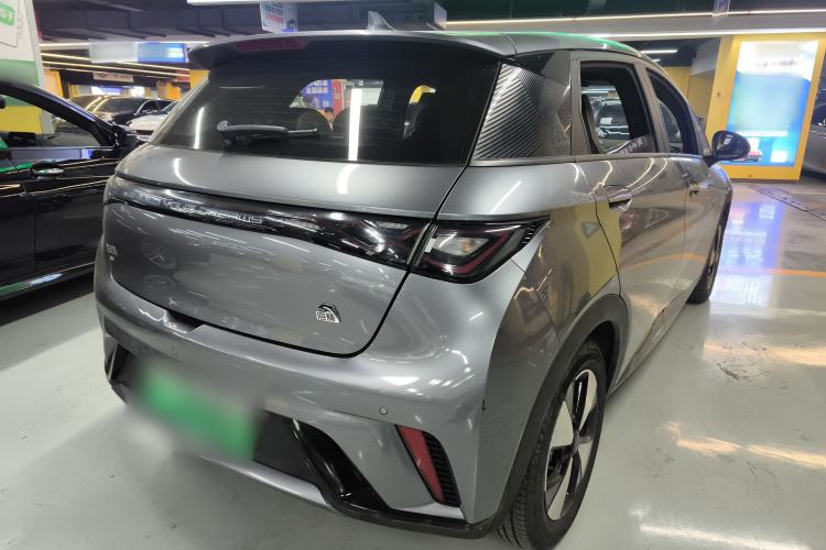 Used BYD Dolphin 2023 420 km Fashion Edition
