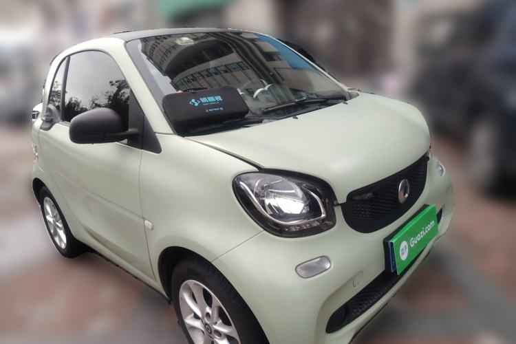 Used  fortwo 2015 1.0L 52 kW hardtop Dynamic version