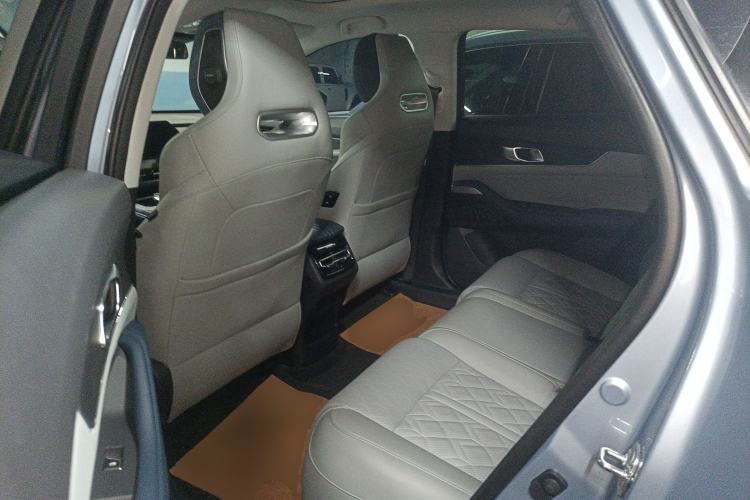 Used Changan UNI-K iDD 2022 Blue Whale iDD 130km 1.5T Excellence Model
