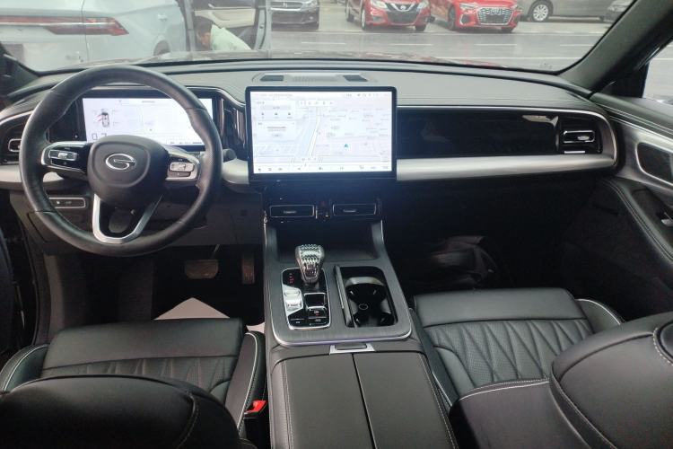 Used GAC Trumpchi GS8 2024 Linghang Series 2.0 TGDI Two-Wheel Drive Luxury Smart Connectivity Version