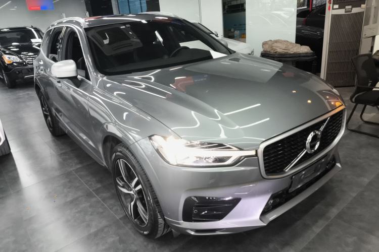 Used Volvo XC60 2018 T5 4x4 Smart & Sporty Edition
