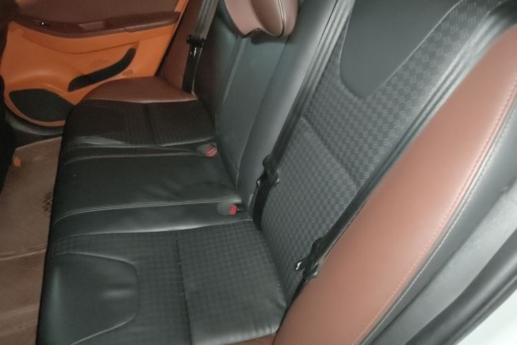 Used BYD G5 2014 1.5TID Automatic Flagship Model