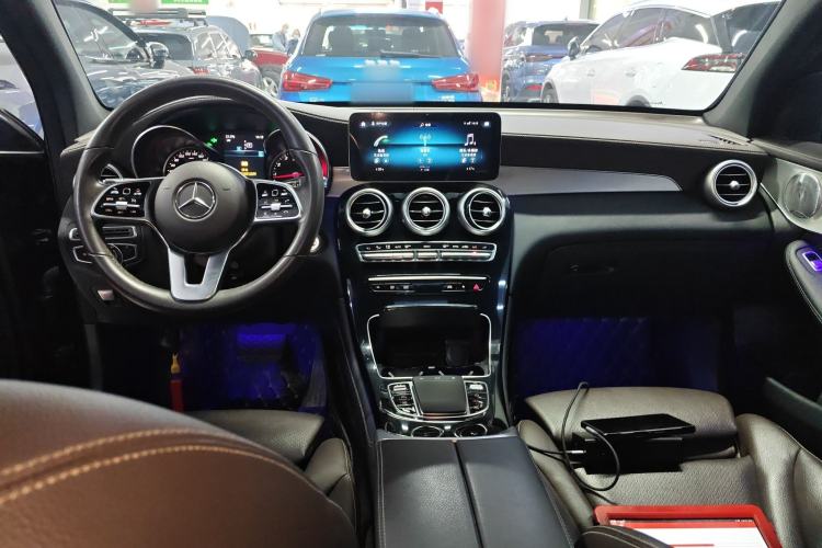 Used Mercedes-Benz GLC 2020 GLC 260 L 4MATIC Dynamic Model
