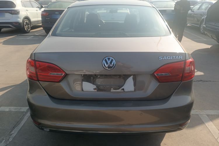 Used Volkswagen Sagitar 2014 Revised Version 1.6L Automatic Leading Edition
