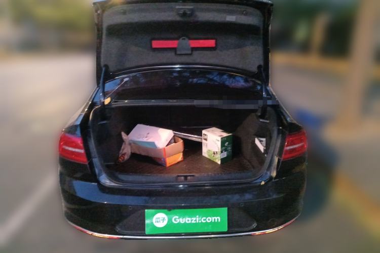 Used Volkswagen Magotan 2018 280TSI DSG Comfort Model
