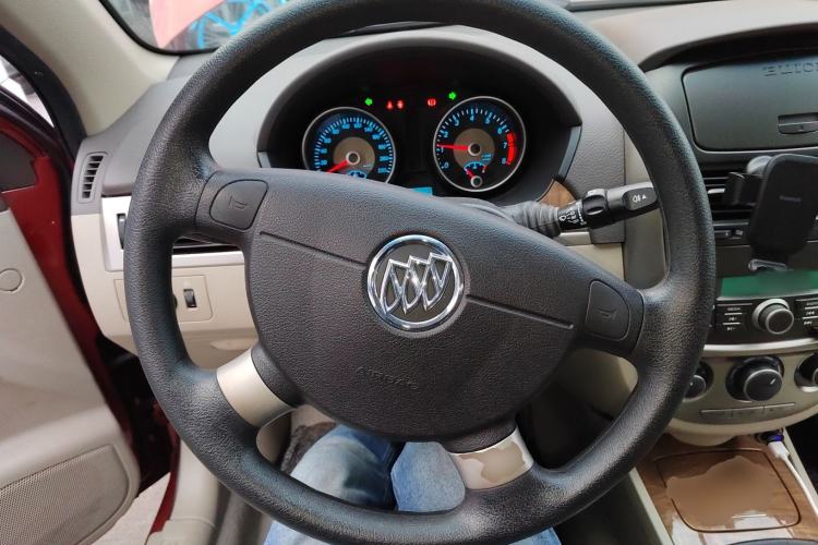 Used Buick Excelle 2015 1.5L Manual Classic Trim
